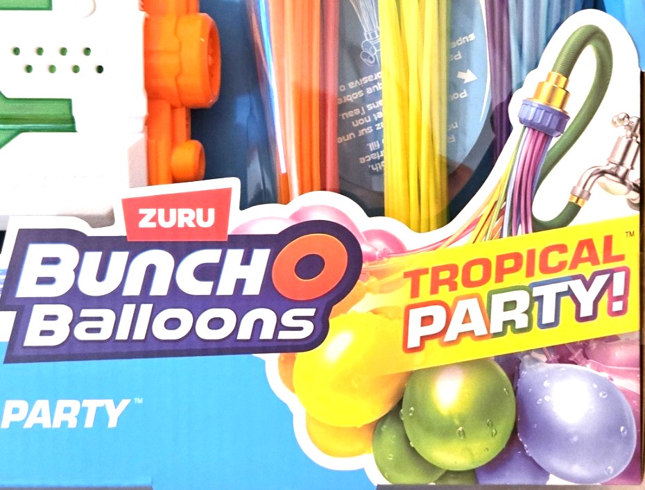 Zuru Xshot Water Micro Fast Fill Blaster with Bunch O Balloons