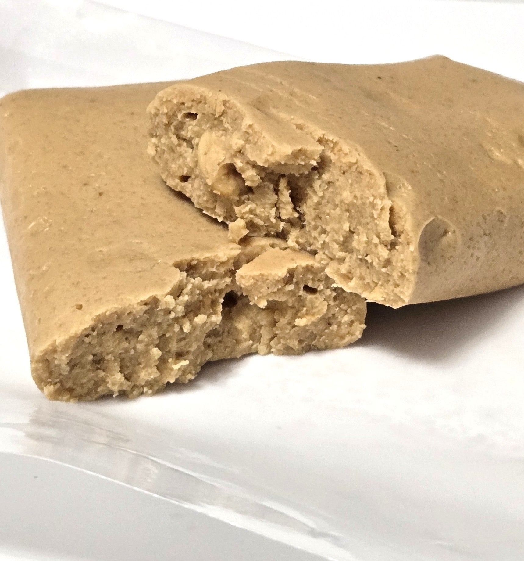 Turron de Mani de mi Finca Peanut Bar, 6oz, (Pastica de Maní cubana)