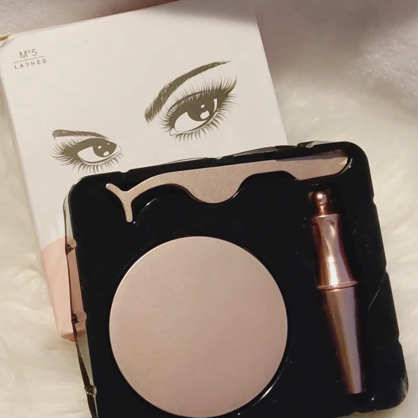 2 Pairs Magnetic Eyelashes & Eyeliner Kit