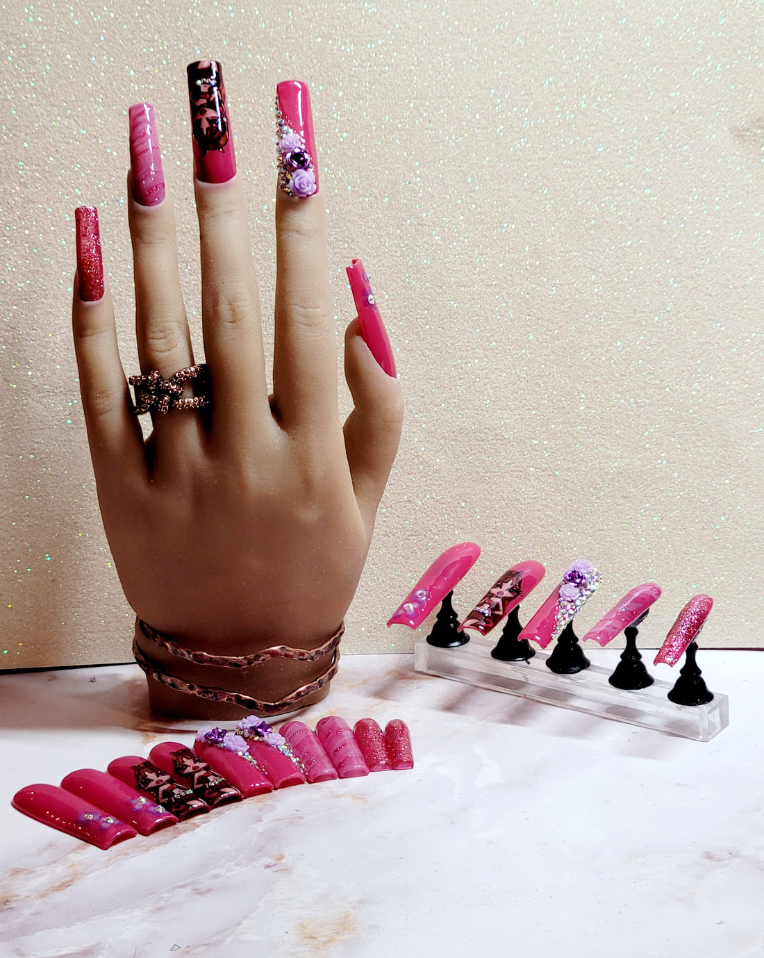 XXL Square Brat Design Press-ons